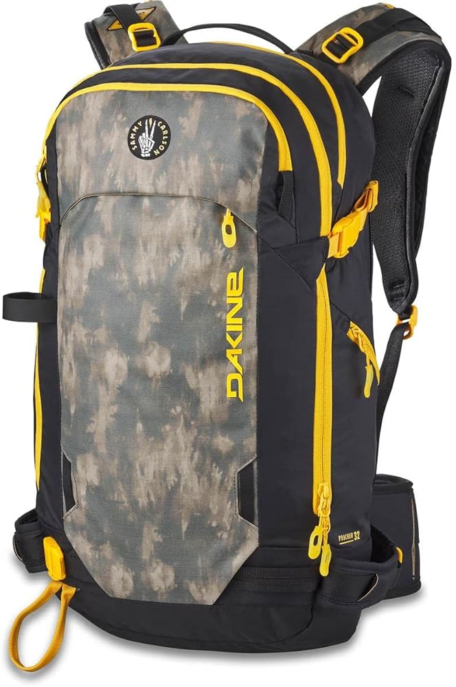Amazon.com: Dakine Team Poacher 32L Backpack Sammy Carlson