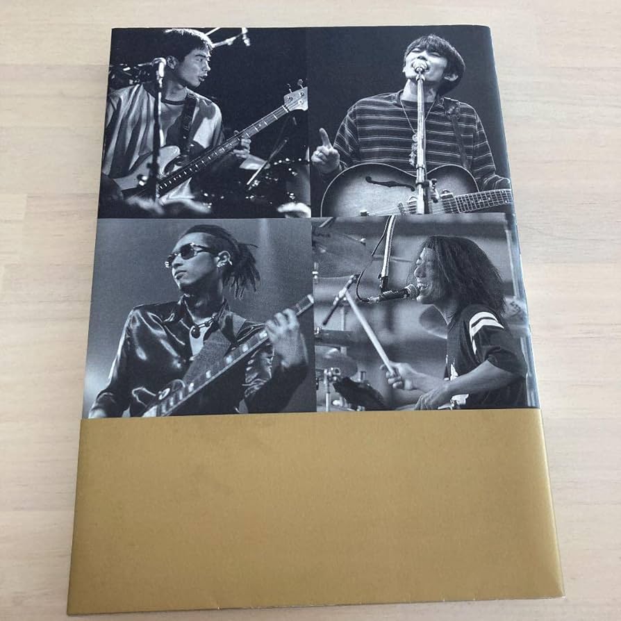 Amazon.co.jp: スピッツ 結成20周年記念 オフィシャルデータブック