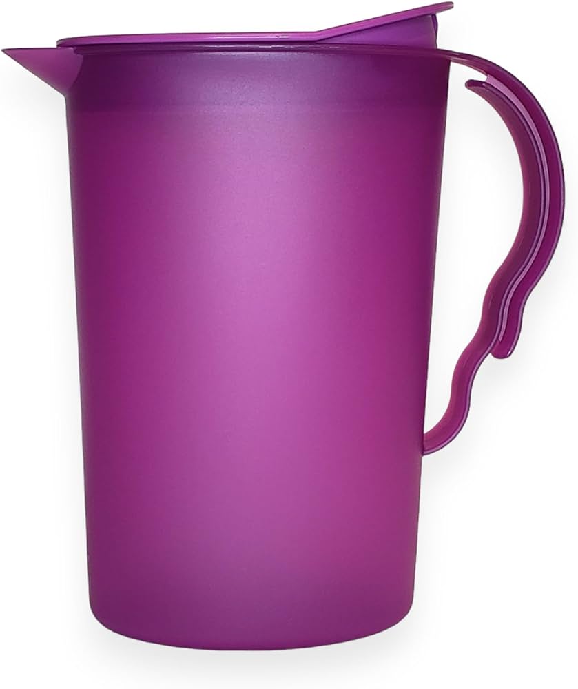 Amazon.com: Tupperware Impressions 2 Qt Refrigerator Pitcher New