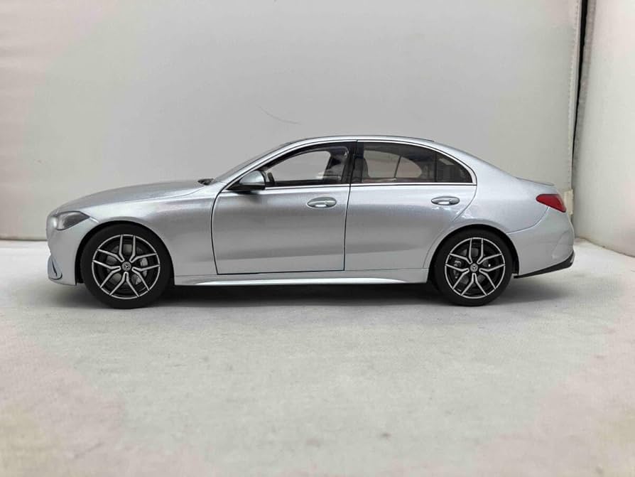 Amazon | ミニカー 1/18 メルセデスベンツ Cクラス ハイテックシルバー