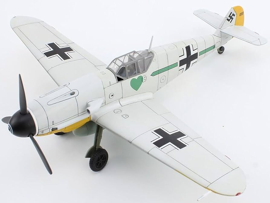 Amazon.co.jp: メッサーシュミット BF 109F-4 戦闘機 Obt. Otto Kath