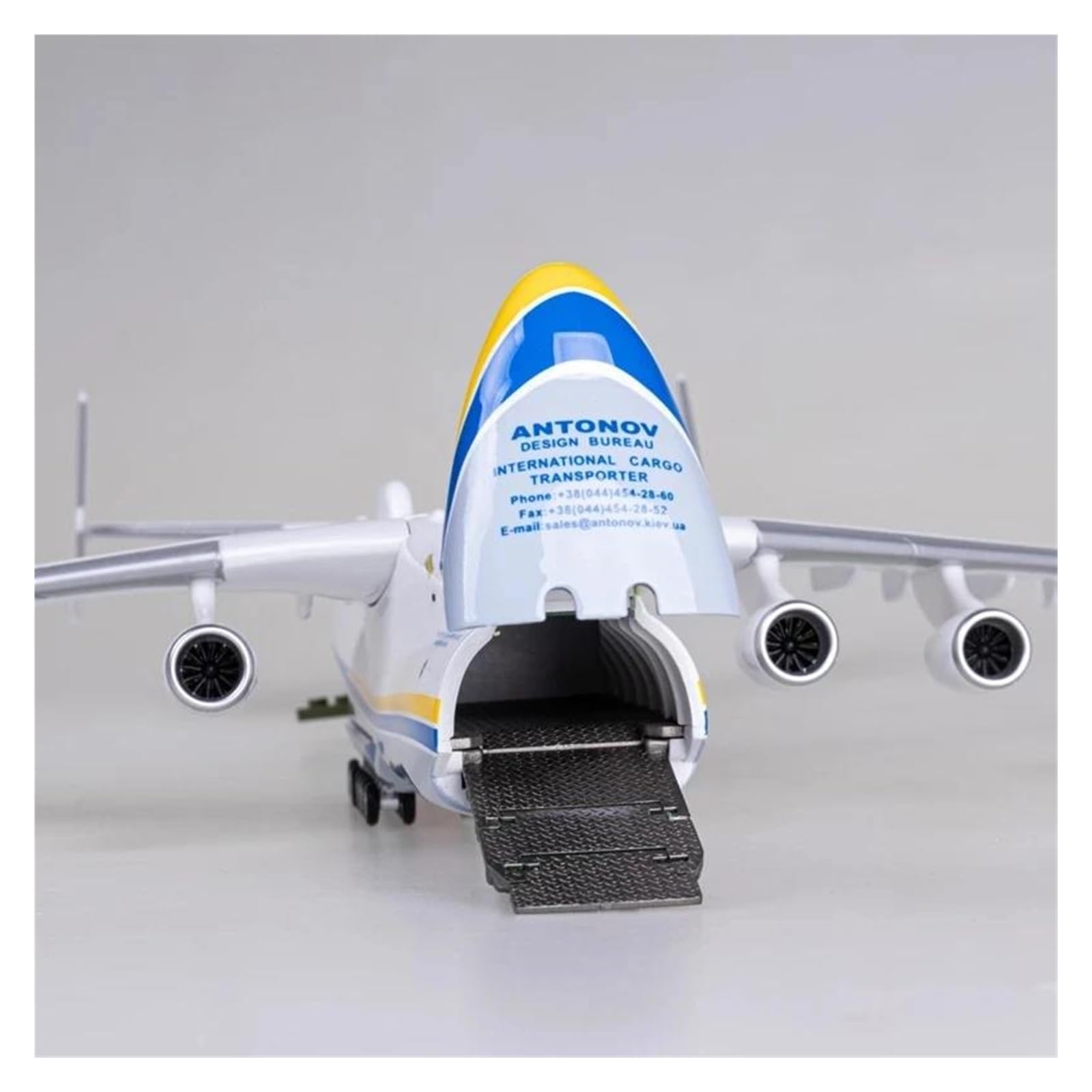 Amazon.co.jp: 航空機 42 センチメートル 1/200 スケールモデル