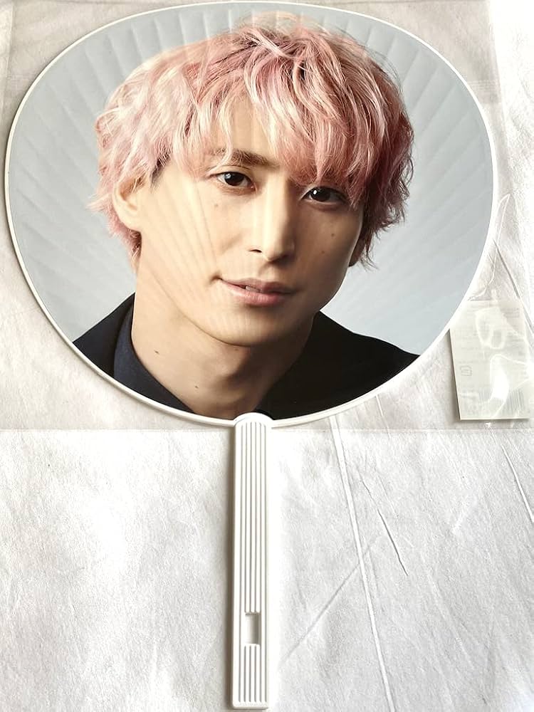 Amazon.co.jp: Snow Man 【 ジャンボうちわ （ 佐久間大介 ） 】ライブ