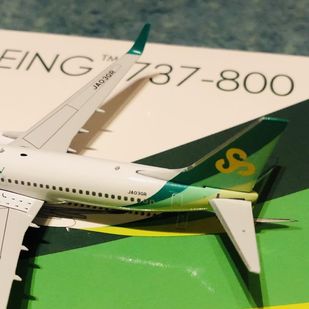 Amazon.co.jp: SPRING AIRLINES JAPAN 春秋航空日本 737-800 : おもちゃ
