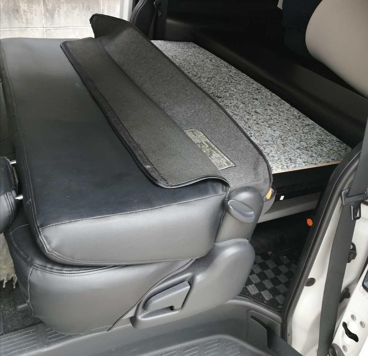 Amazon.co.jp: セカンドシートバックパネル 1200x500mm 200系