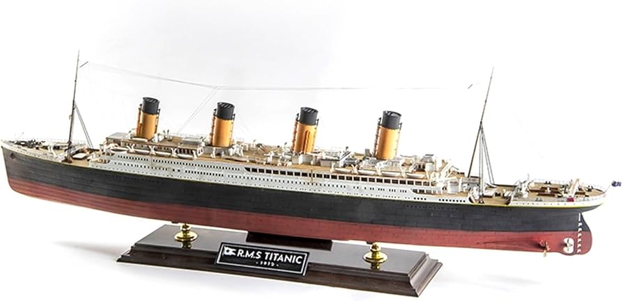 Amazon | DIY1/400 船 タイタニック号 豪華客船 14215 組立色分解版