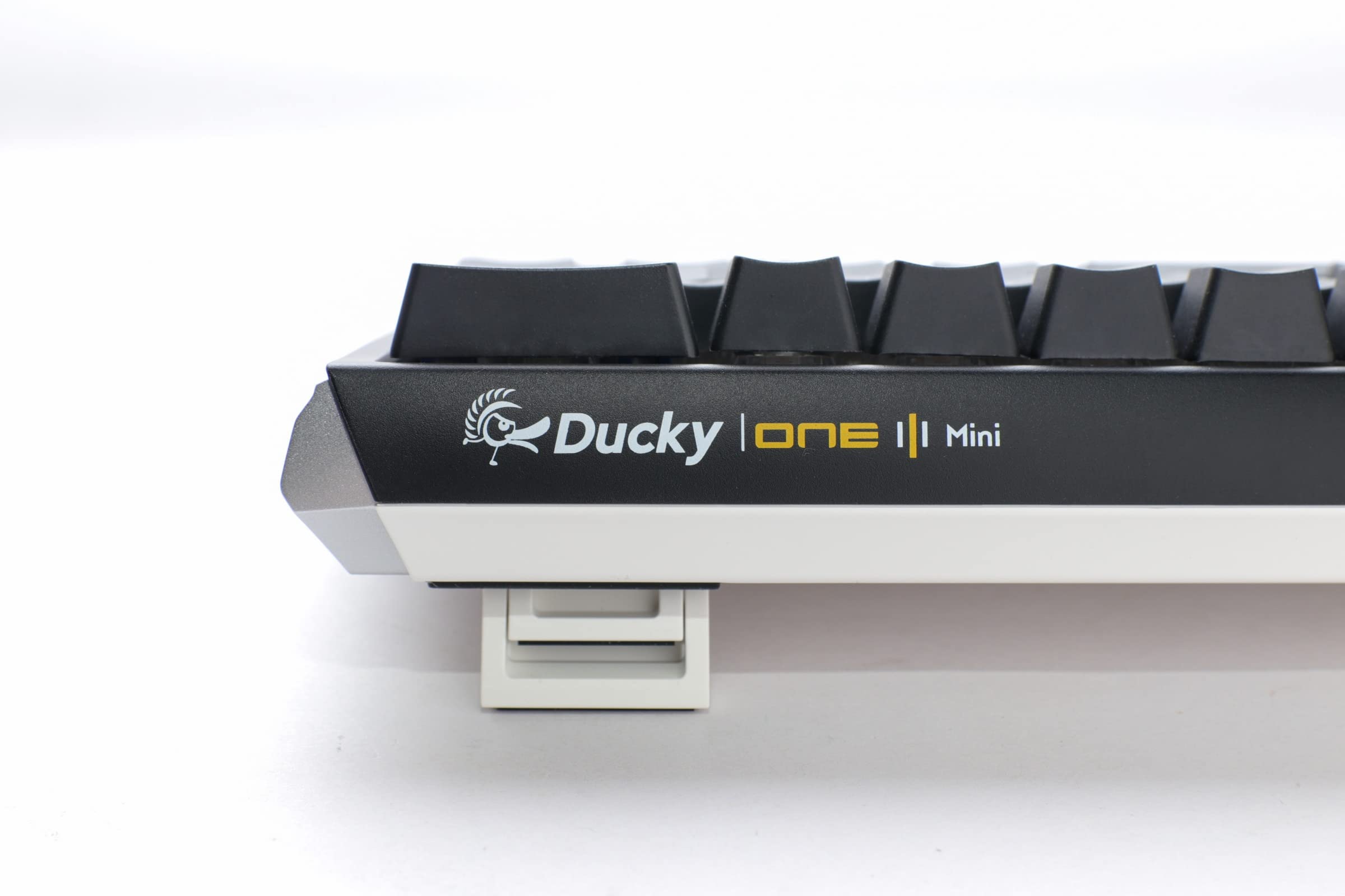 Amazon.co.jp: Ducky One 3 Mini Classic Hotswap 60%RGBメカニカル