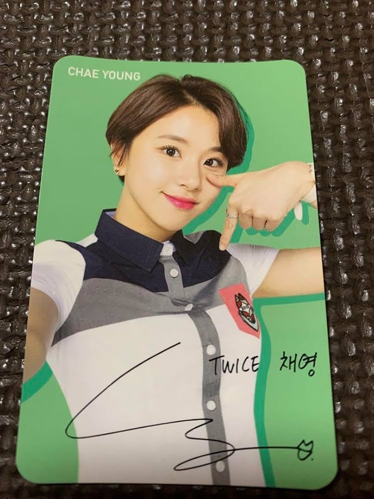 Amazon.co.jp: TWICE チェヨン トレカ skoolooks カラー 初期トレカ