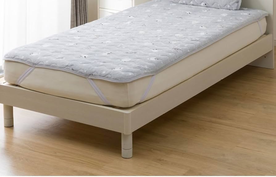 Amazon｜ニトリ Nウォーム 両面使えるゴムバンド付き 敷きパッド