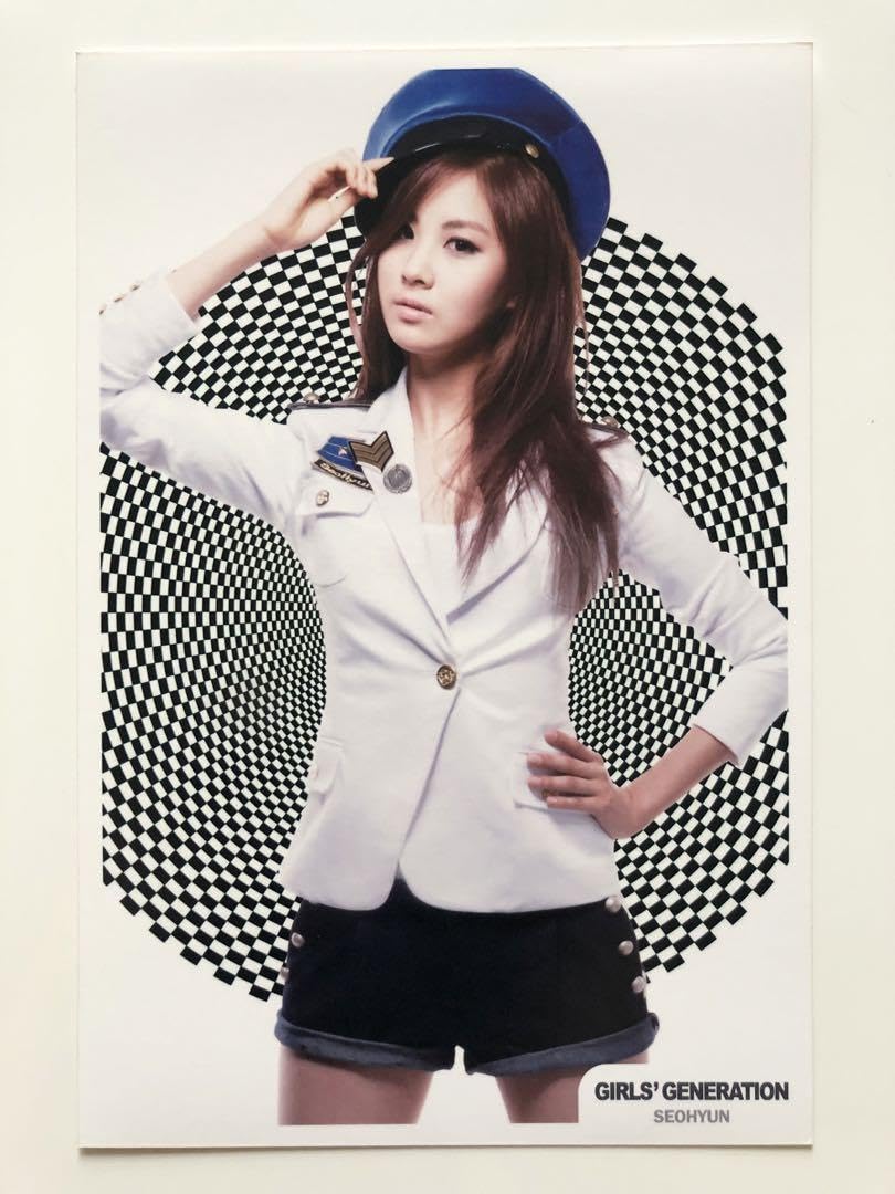 Amazon.co.jp: 少女時代 SNSD ソヒョン ユナ 生写真 GENIE 限定 トレカ