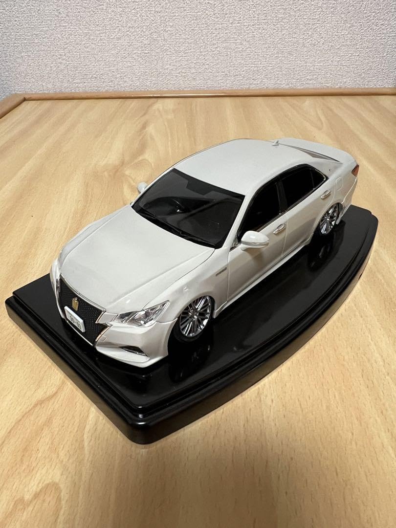 Amazon.co.jp: 21クラウン アスリート 後期 カスタムプラモデル 1:24