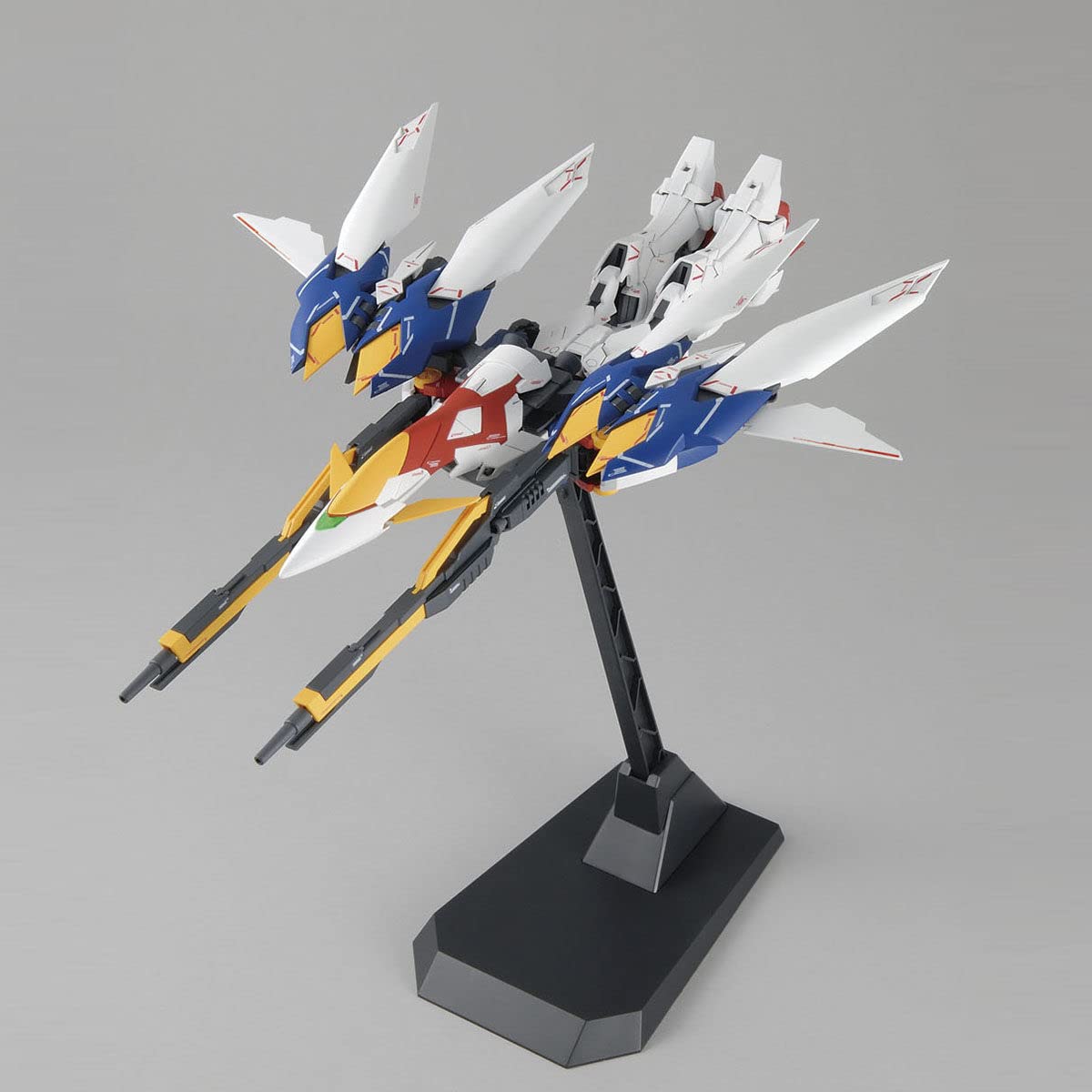 Amazon | BANDAI SPIRITS(バンダイ スピリッツ) MG 新機動戦記ガンダム
