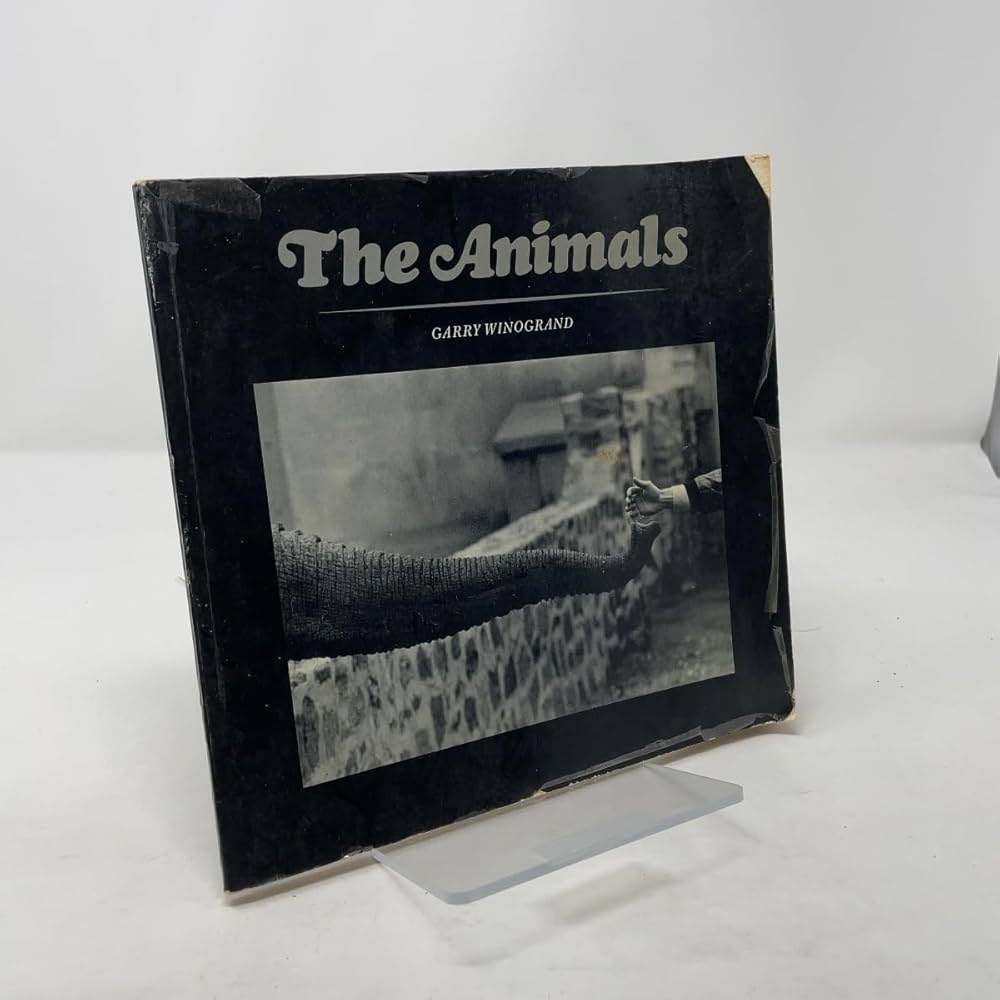 The Animals: Winogrand, Garry, Well-illustrated: Amazon.com: Books