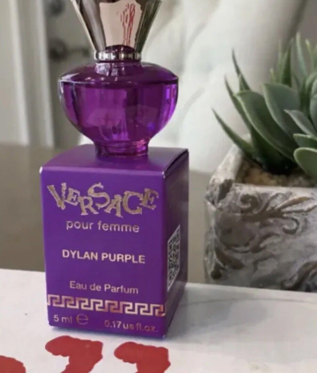 Amazon.com : Versace Dylan Purple Perfume for Women Mini EDP Dab
