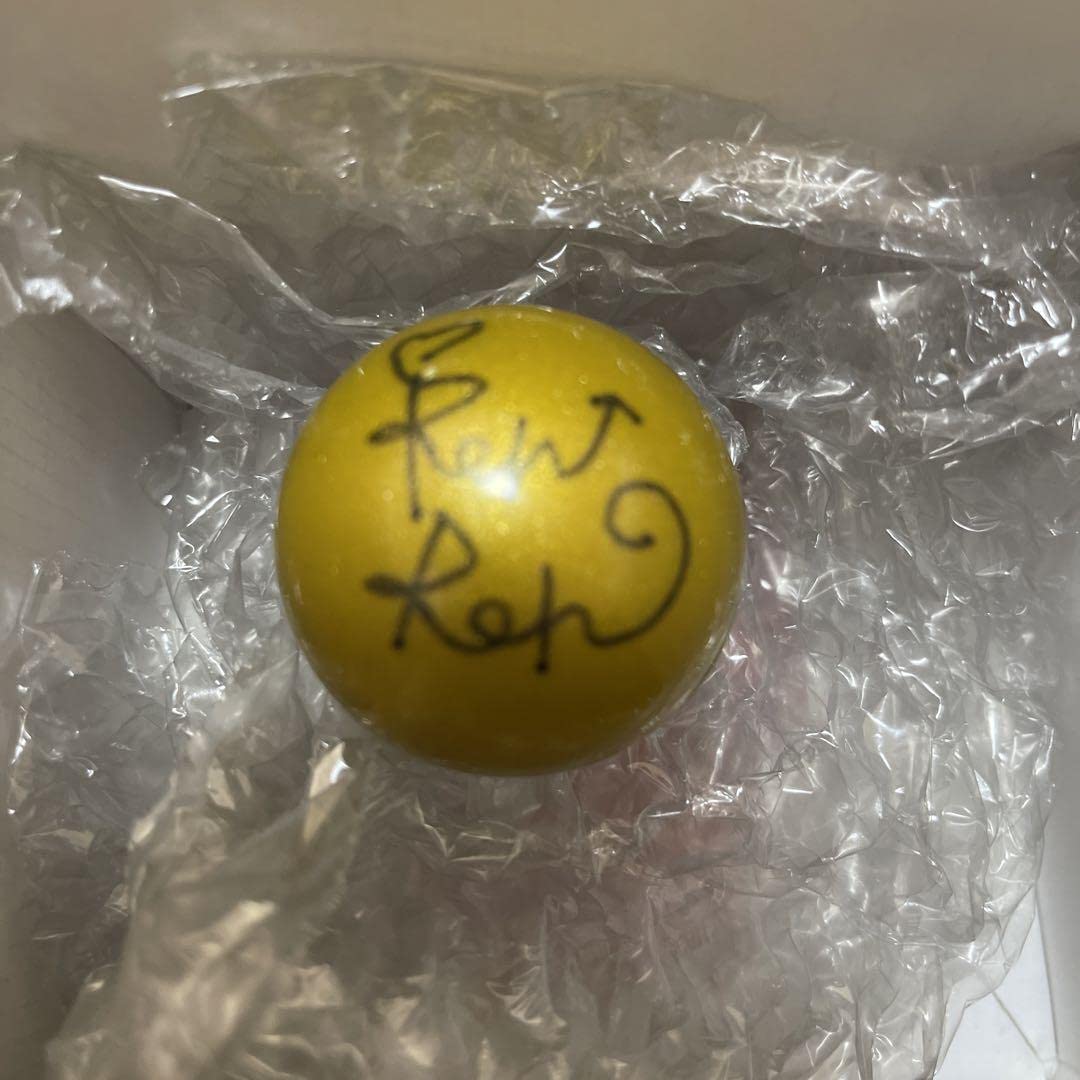 Amazon.co.jp: 年始限定価格永瀬廉 サインボール キンプリ : おもちゃ