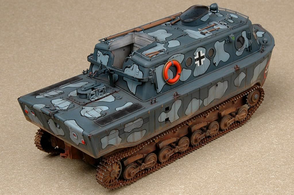 Amazon | ホビーボス 1/35 ファイティングヴィークル 中国主力戦車
