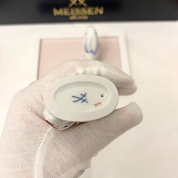 Amazon.co.jp: マイセン ミニ干支人形 卯 ウサギ 2体セット 台座付