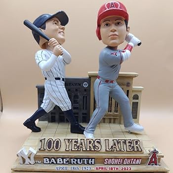 Amazon.co.jp: 希少)大谷翔平 ベーブルース ダブル・ボブルヘッド人形