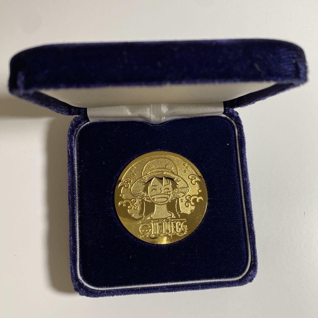 Amazon.co.jp: ワンピース 100巻記念コイン : おもちゃ