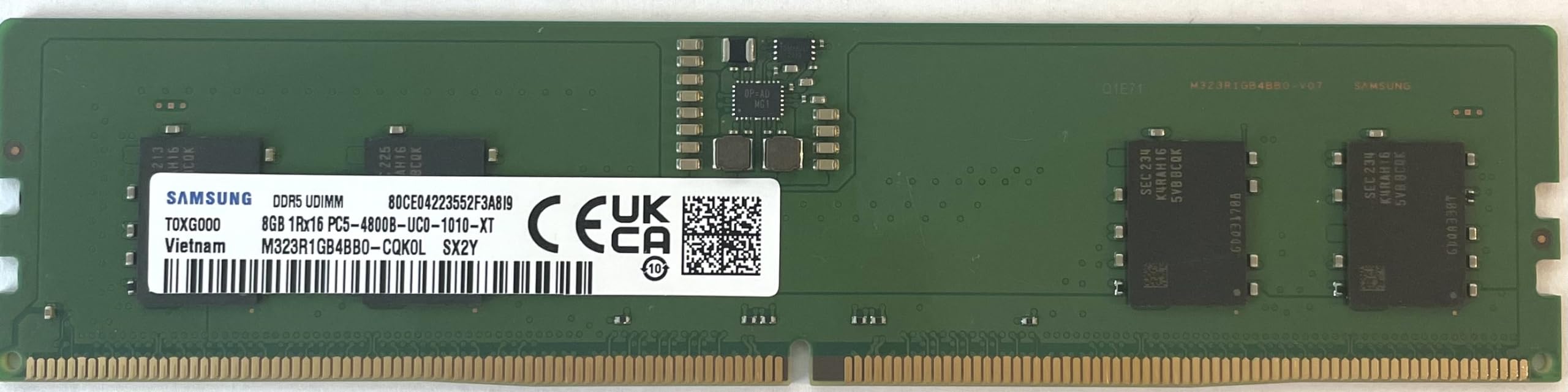 Samsung M323R1GB4BB0-CQK 8GB DDR5-4800 PC5-38400 4800MHz UDIMM Non