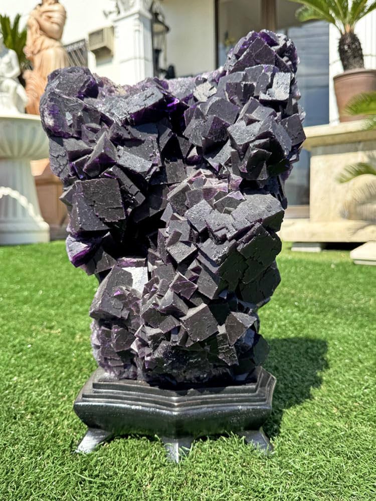 Amazon.co.jp: フローライト 蛍石 原石 約24kg 高さ約47cm 台座付き