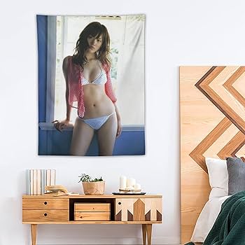 Amazon.co.jp: 綾瀬はるか 美しい少女のポスター グラビア含む水着画像