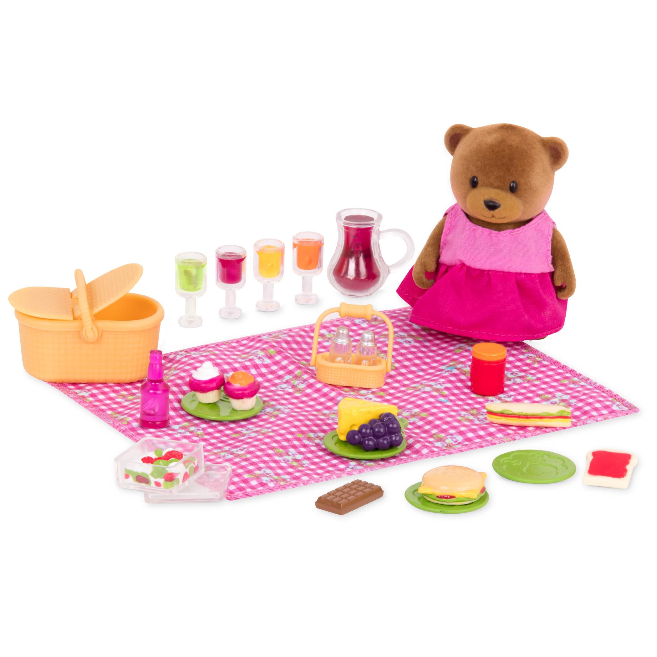 Amazon.com: Li'l Woodzeez – 20 Pieces Picnic Playset with Baby