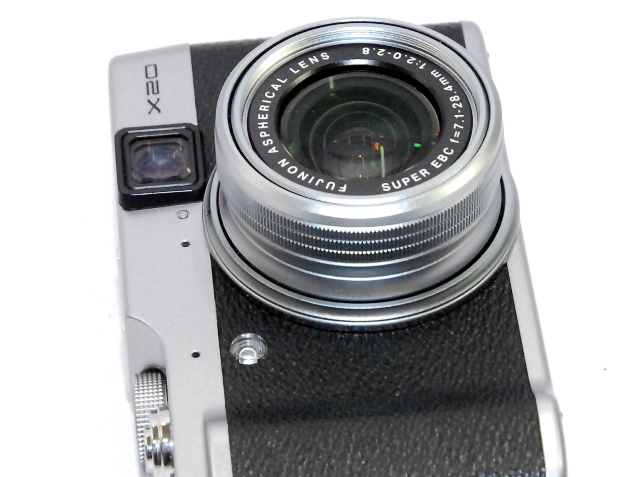 Amazon.co.jp: FUJIFILM Digital Camera X20S Optical 4x Zoom Silver