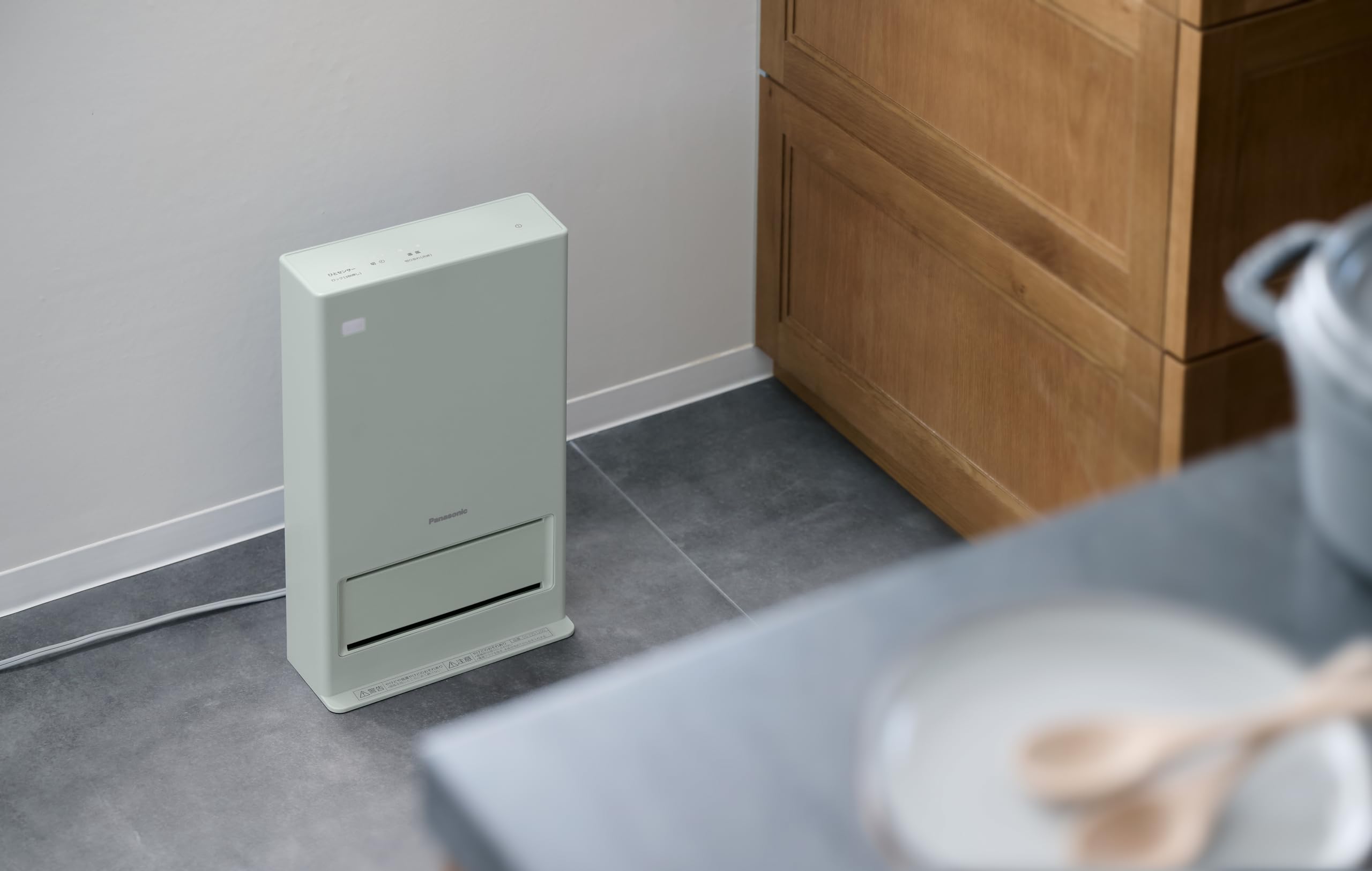 Amazon | パナソニック セラミックファンヒーター 温風2段階 ひと