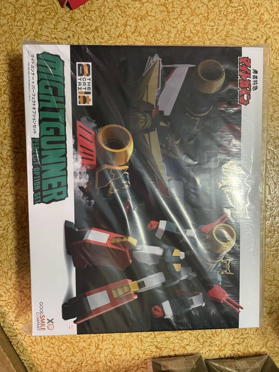 Amazon.co.jp: THE合体 勇者特急マイトガイン グッドスマイル