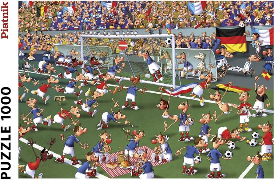 Amazon.com: Piatnik Ruyer - Football Puzzle Jigsaw (1000 Piece