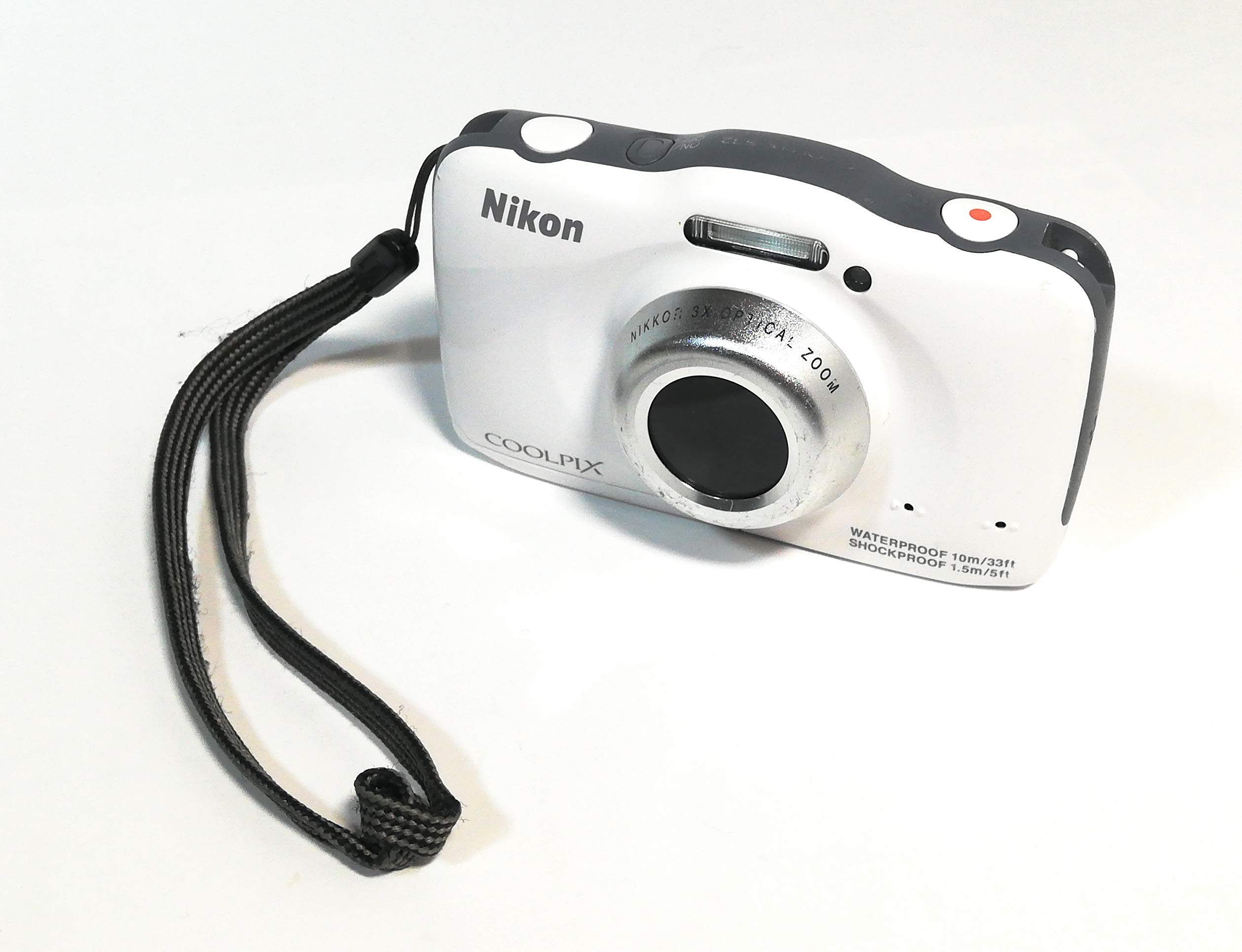 Amazon | Nikon デジタルカメラ S32 防水 1300万画素 ホワイト S32WH