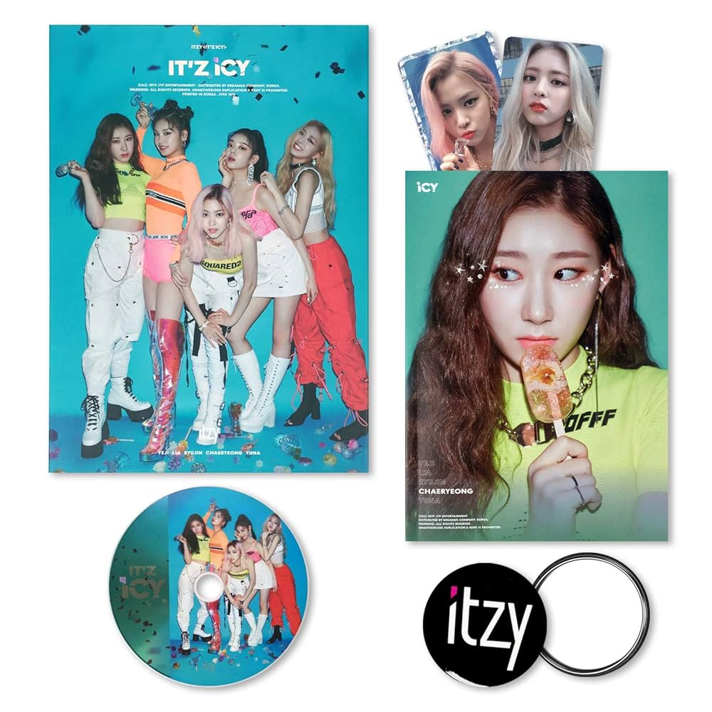 ITZY 1st Album - IT'Z ICY [ IT'Z ver. ] CD + Photobook +