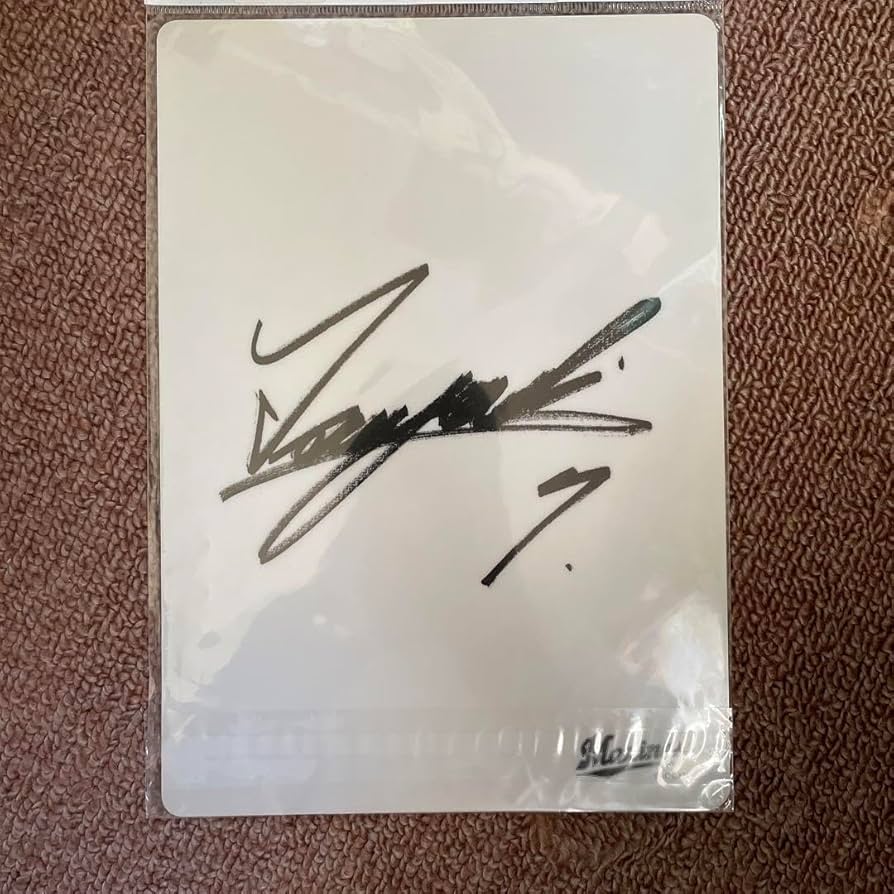 Amazon.co.jp: 西岡剛選手の下敷き 千葉ロッテマリーンズ時代 : 文房具