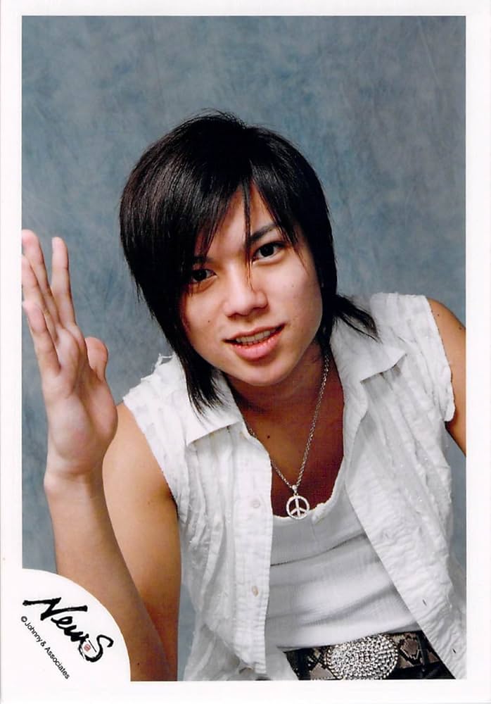 Amazon.co.jp: NEWS 【加藤シゲアキ】・・公式写真 ✩ ジャニーズ公式