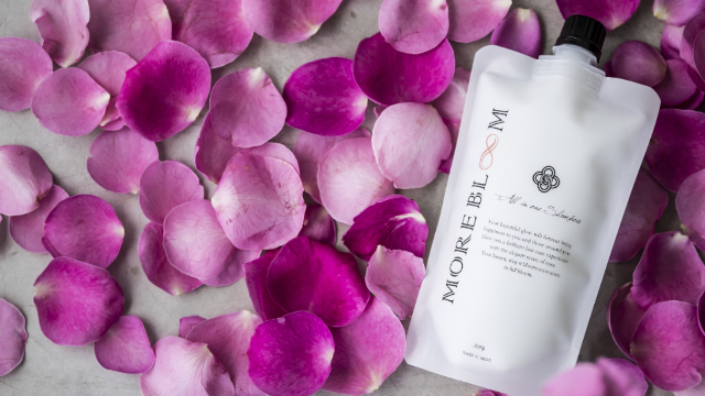 Amazon | MORE BLOOM クリームシャンプー 300g クレイ オールインワン