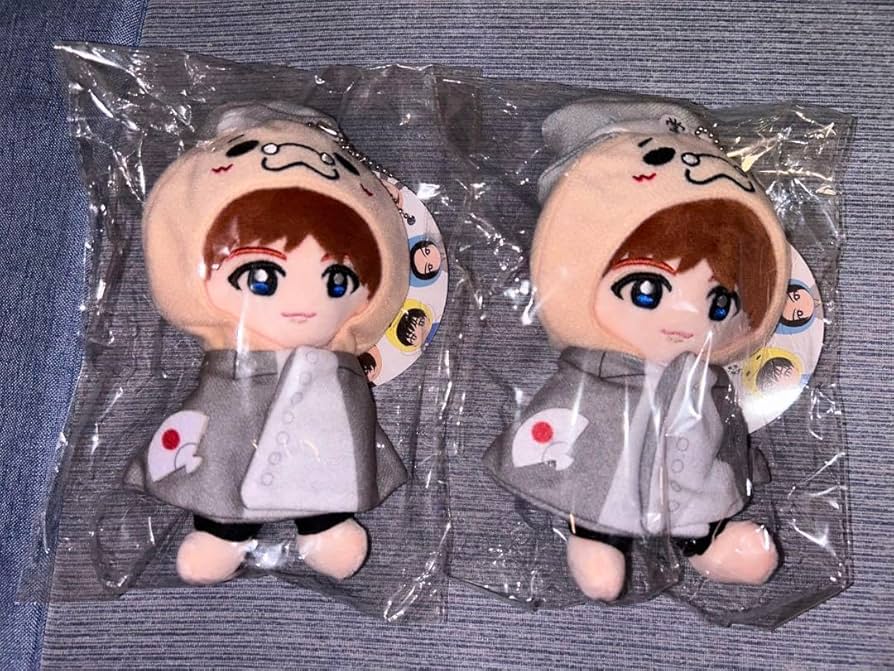 Amazon.co.jp: Hey! Say! JUMP 伊野尾慧 ぬいぐるみ 2個 : おもちゃ