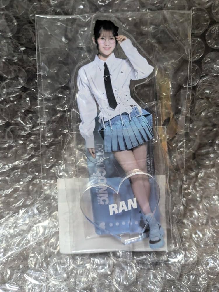 Amazon.co.jp: ME:I ミーアイ 石井蘭 RAN アクスタ アクリルスタンド