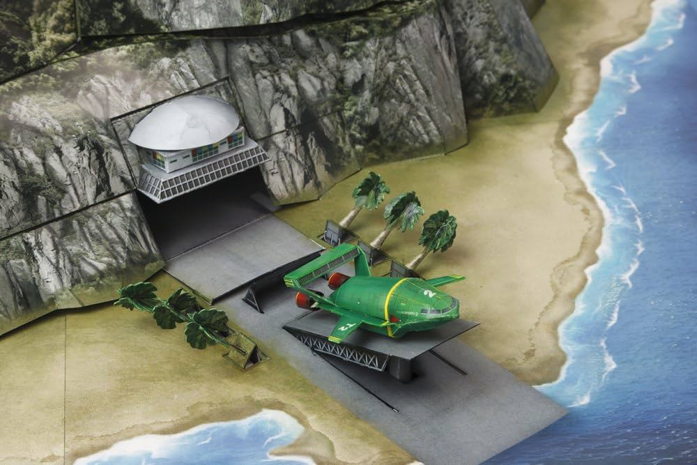 Amazon.co.jp: サンダーバード秘密基地・超リアル模型付き ～全長50cm