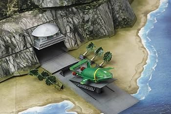 Amazon.co.jp: サンダーバード秘密基地・超リアル模型付き ～全長50cm