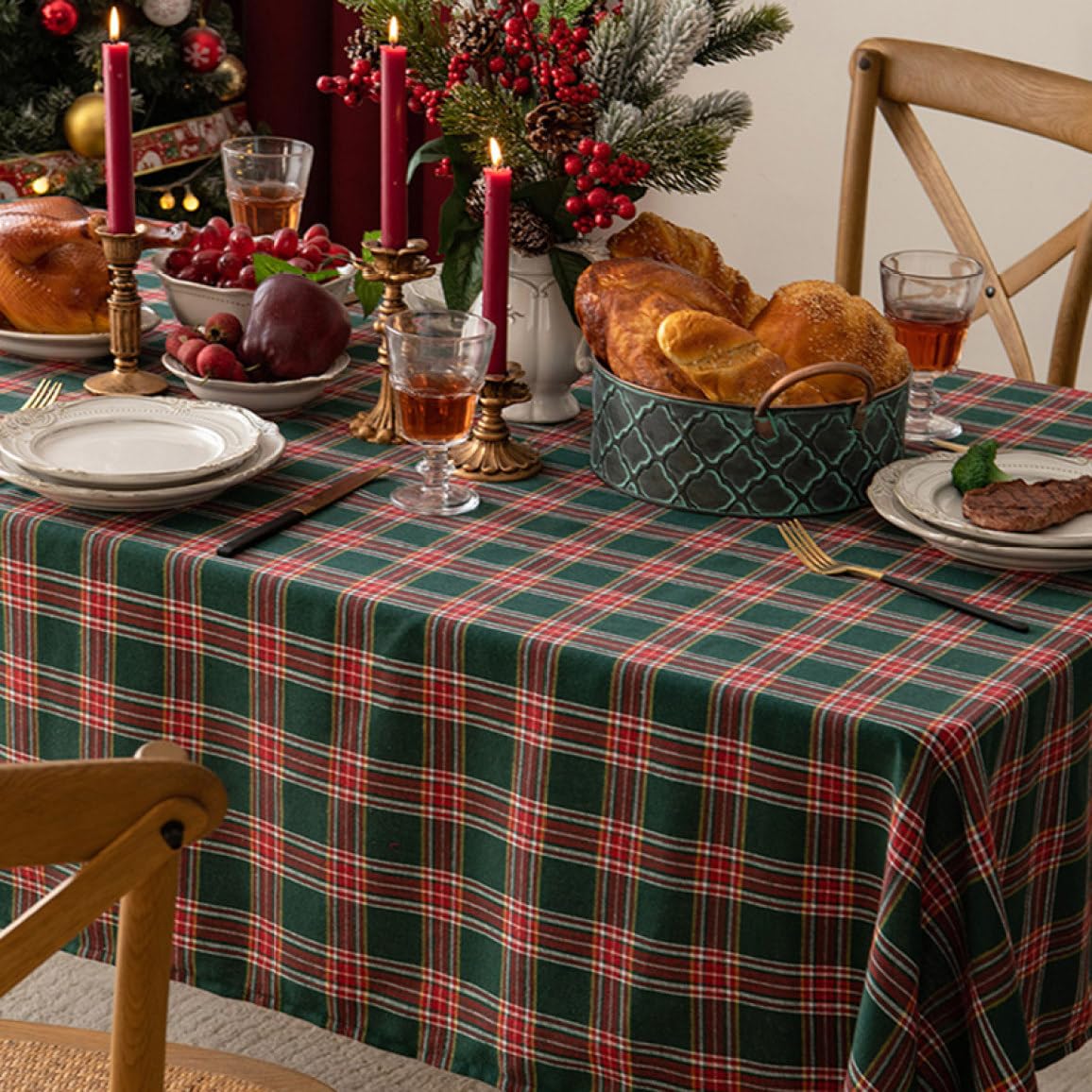 Amazon｜クリスマス テーブルクロス クリスマス飾り 赤 緑 140*300