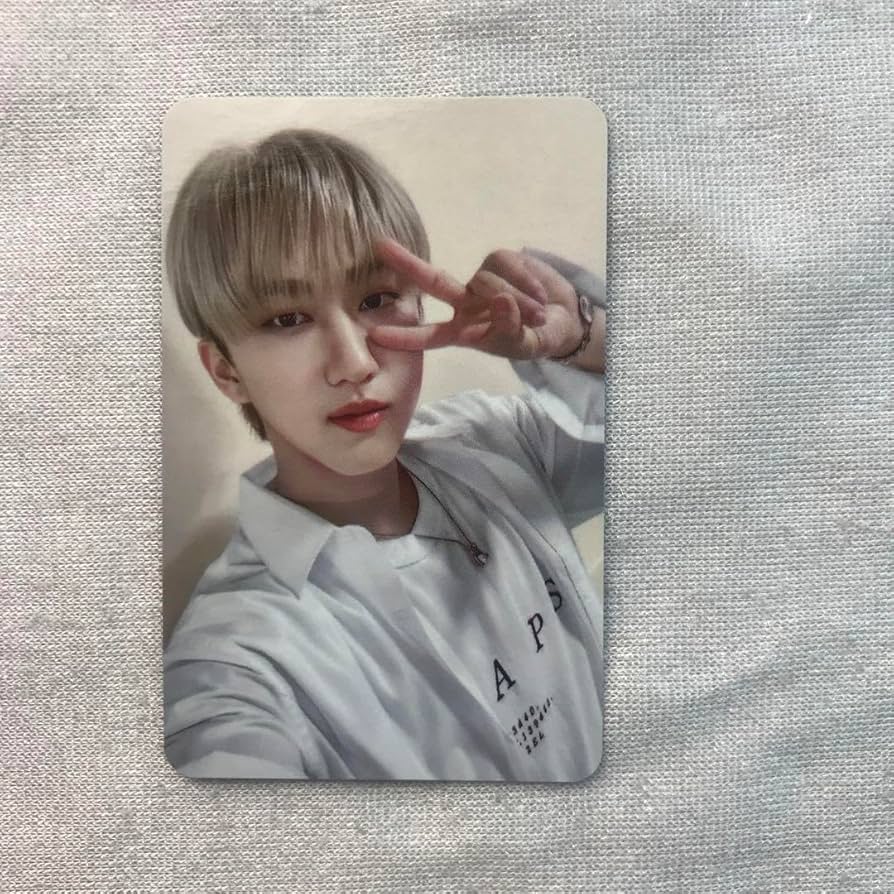 Amazon.co.jp: stray kids IN生Apple Music チャンビンスキズ トレカ