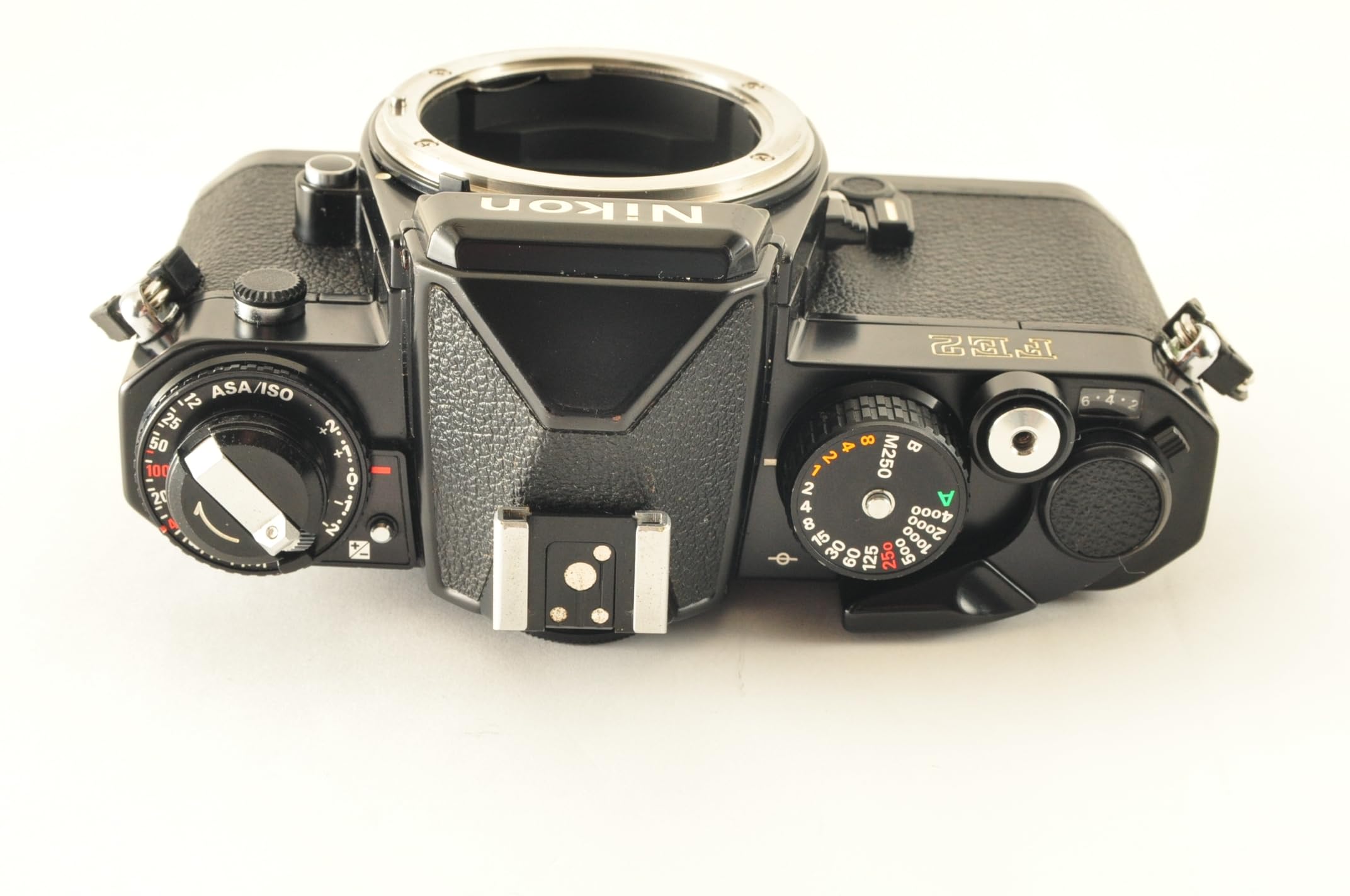 Amazon | Nikon FE2 ブラック | 一眼レフカメラ