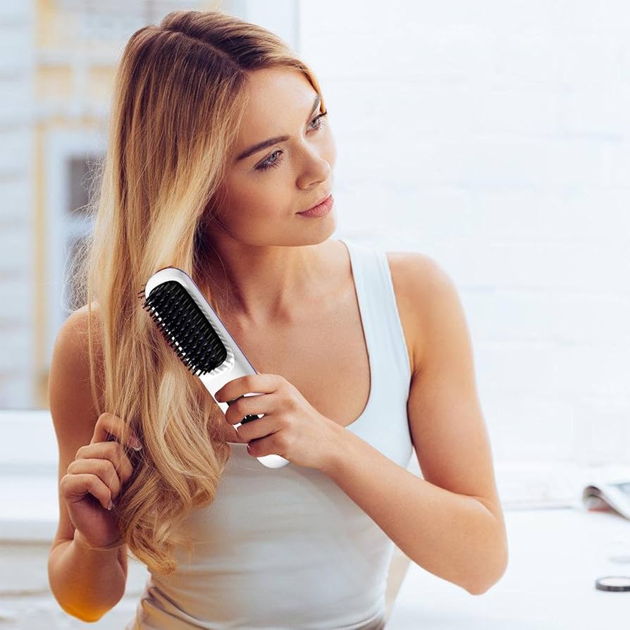 Amazon.co.jp: コードレスヘアアイロンブラシ、ポータブルミニヘア