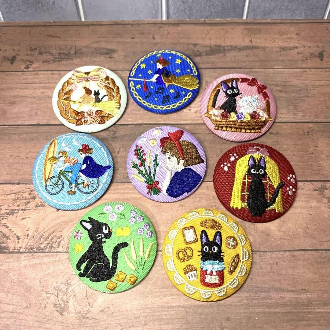 Amazon.co.jp: ジブリ 刺繍バッジ ブローチ 全8種類 コンプリート
