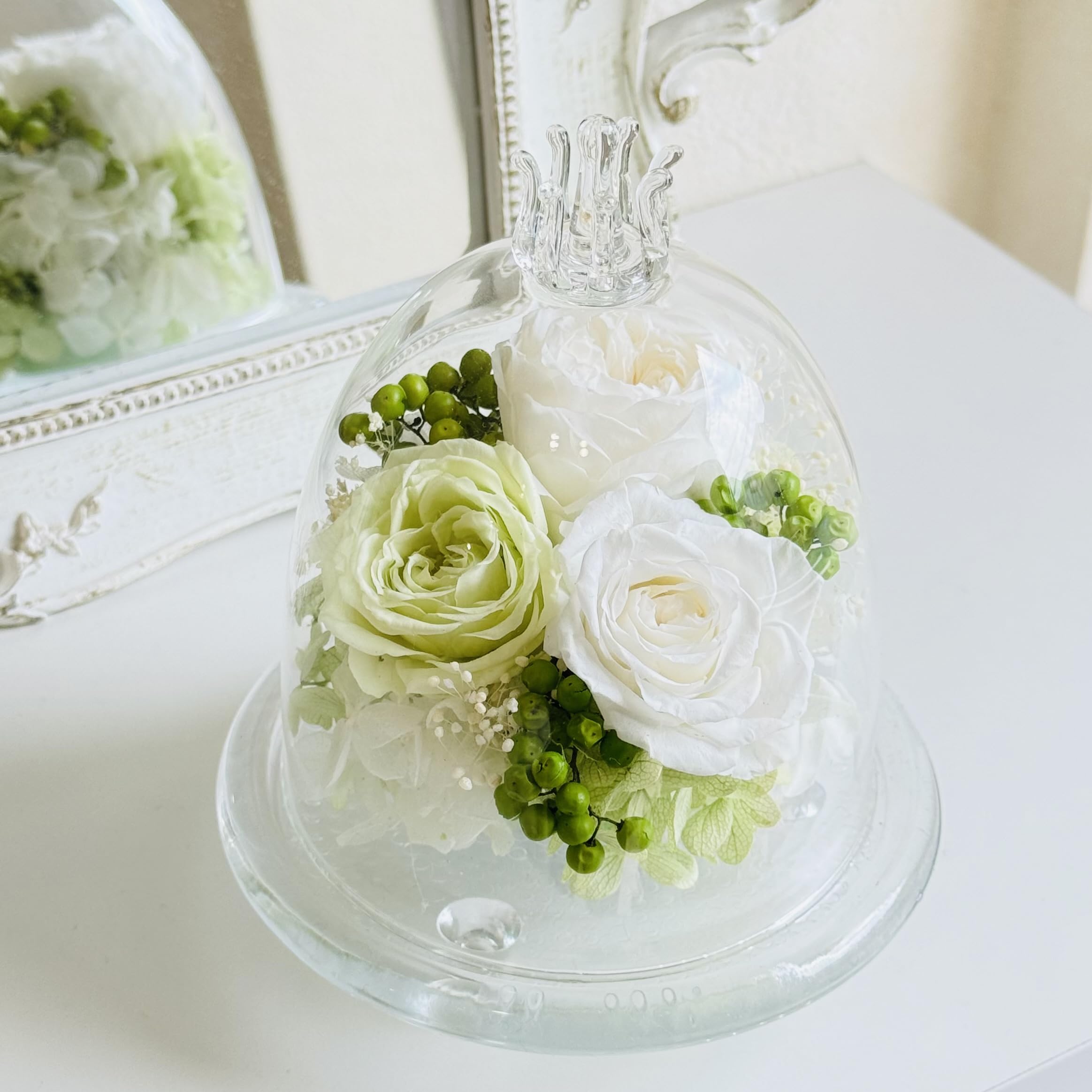 Amazon｜プリザーブドフラワー ガラスドーム (ホワイトグリーン