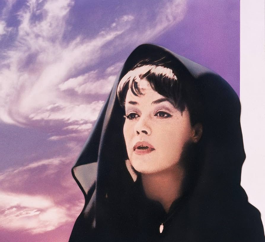 Amazon.co.jp: 黒衣の花嫁 フランソワ・トリュフォー Blu-ray