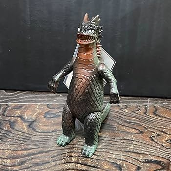 Amazon.co.jp: ベムラー集合タグ ソフビ ウルトラ怪獣シリーズ旧800