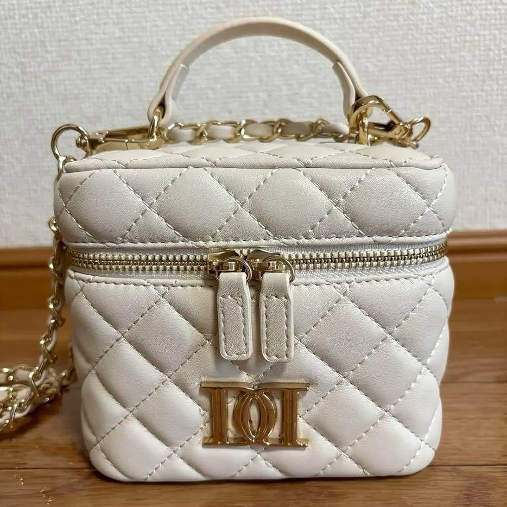 Amazon.co.jp: Darich ダーリッチ キルティングスクエアミニバッグ