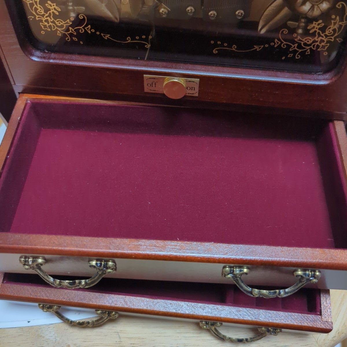 Sankyo.サンキョーオルゴール＆ジュエリーボックス♪青きドナウ蜂